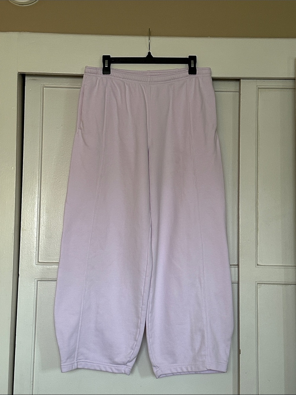 Vuori Barrel Crop Sweatpant - Large